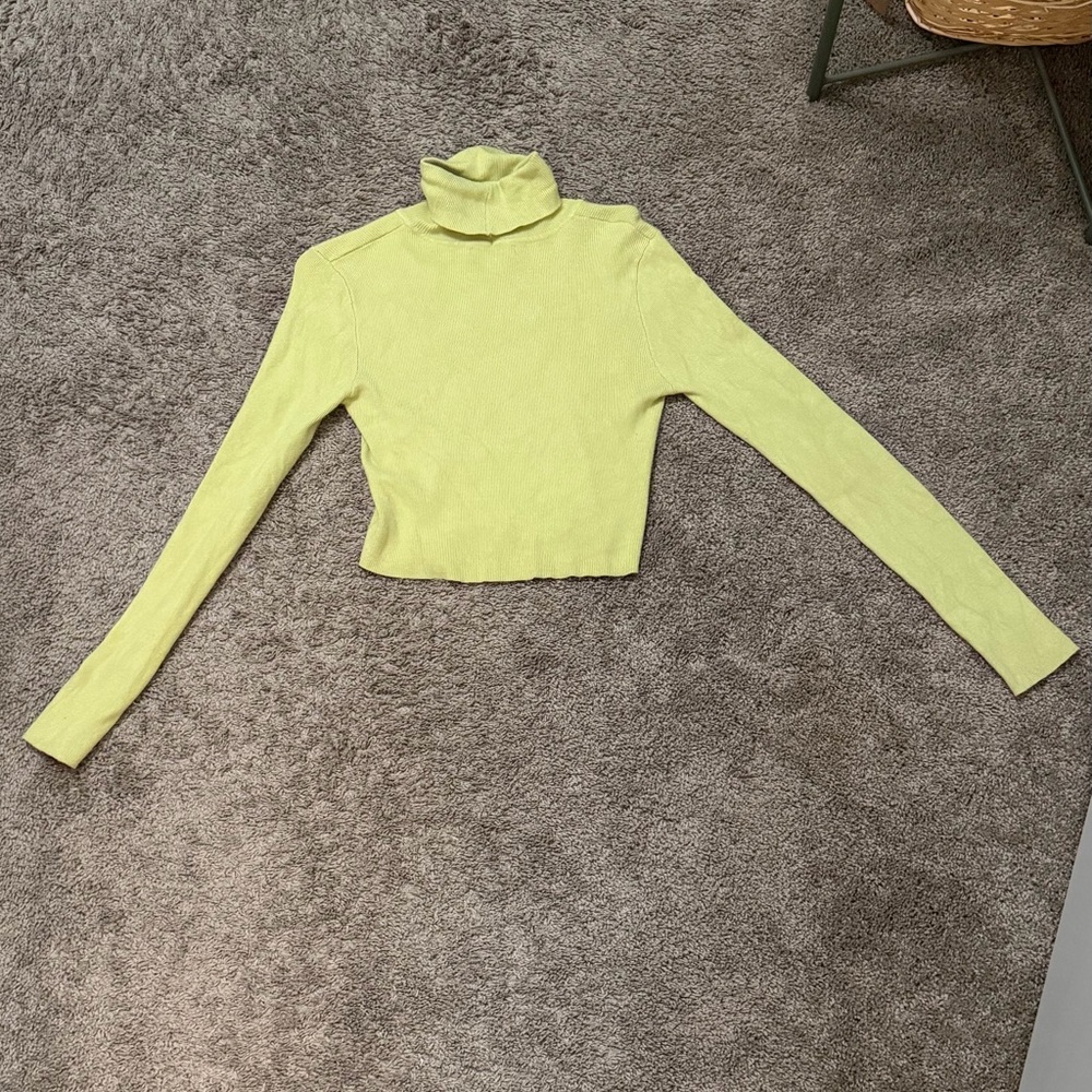 Forever 21 Lime Green Ribbed Cropped Turtleneck Sweater - Picture 5 of 5
